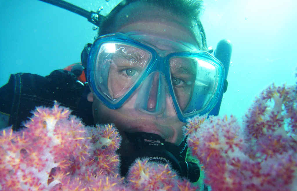 Hervey Bay marine biologist Ian Butler will discuss his research on the historical ecology on the coral reefs. Hervey Bay marine biologist Ian Butler will discuss his research on the historical ecology on the coral reefs.
